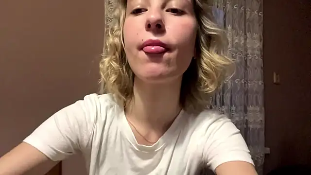 enchantedass online show from April 2026 05:28:01 PM