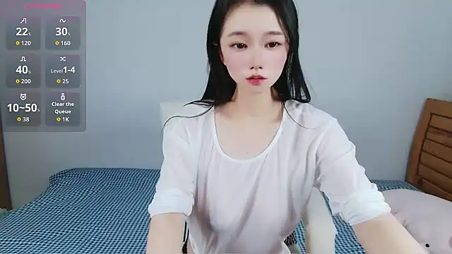 amihuang online show from May 2026 02:09:02 AM