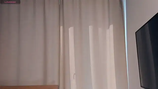 Snapshot of JuliannPaysour chatting on March 2026 07:31:02 AM JuliannPaysour online show from March 2026 07:31:02 AM