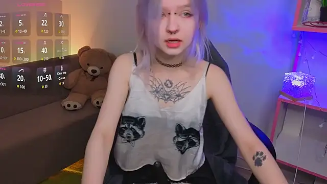 Mary Wester online show from April 2026 01:10:02 AM