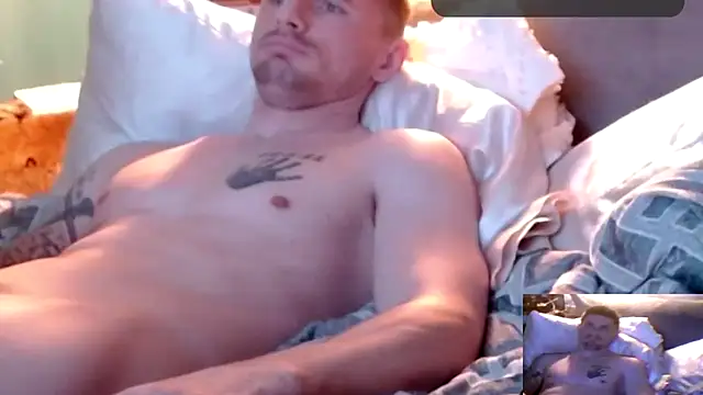 Snapshot of Candybluestrue chatting on April 2026 01:34:01 PM Candybluestrue online show from April 2026 01:34:01 PM