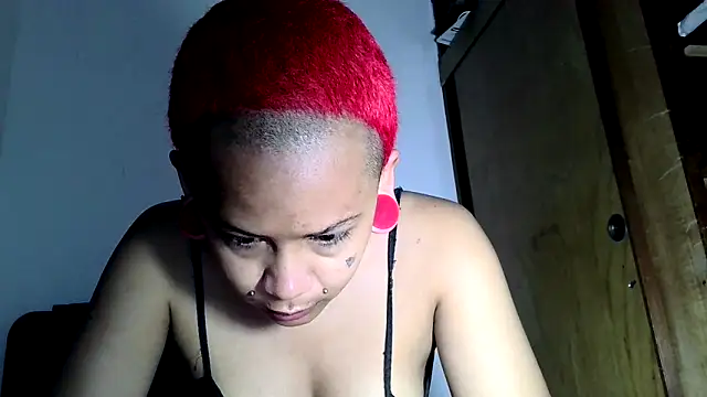 Snapshot of xblackstarX1 chatting on May 2026 04:31:02 AM xblackstarX1 online show from May 2026 04:31:02 AM