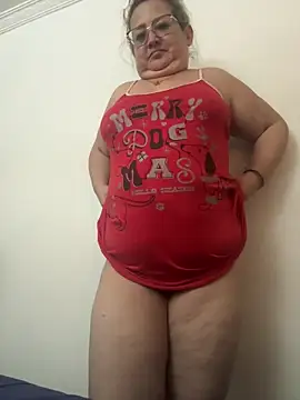 Snapshot of Martinacurvy_ chatting on April 2026 12:08:02 AM Martinacurvy online show from April 2026 12:08:02 AM