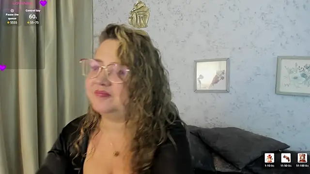 Martinacurvy  online show from July 2026 08:08:01 AM