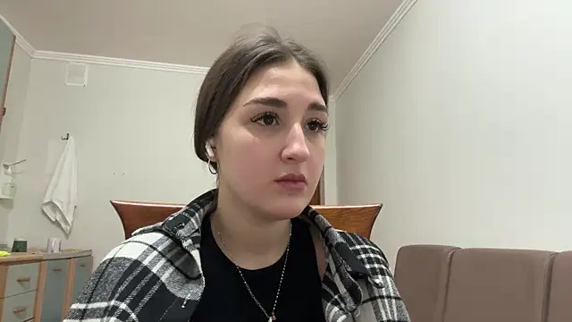 Annnna  online show from April 2026 04:02:02 PM