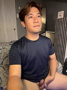Snapshot of Titanryu chatting on July 2026 01:51:02 AM Titanryu online show from July 2026 01:51:02 AM