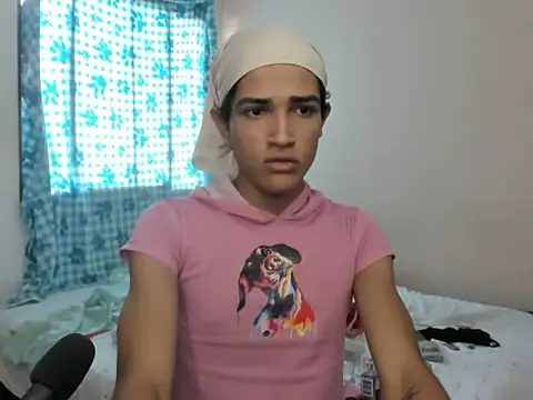 candylira31 online show from April 2026 05:52:02 PM
