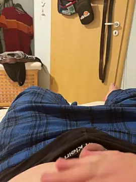 germanboy3 online show from June 2026 06:40:02 PM