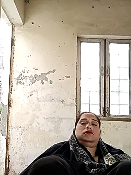 Raanieoy012 online show from April 2026 02:09:02 AM