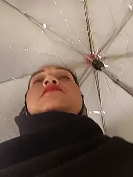 Raanieoy012 online show from April 2026 01:38:02 AM