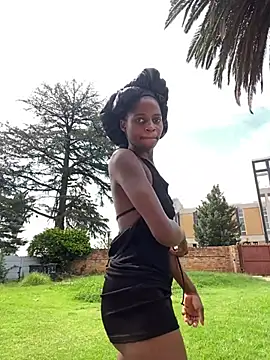 Snapshot of DarkChocolateSlender_ chatting on March 2026 12:16:01 PM DarkChocolateSlender online show from March 2026 12:16:01 PM