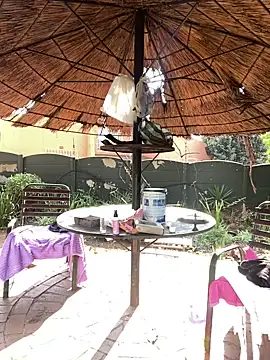 Snapshot of DarkChocolateSlender_ chatting on April 2026 01:52:02 PM DarkChocolateSlender online show from April 2026 01:52:02 PM