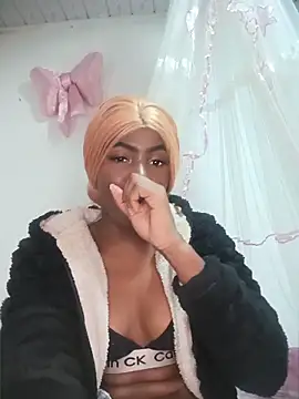 Snapshot of KatyBelle_ chatting on April 2026 09:06:02 PM KatyBelle online show from April 2026 09:06:02 PM
