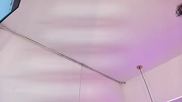 scarlett turner  online show from April 2026 01:09:02 PM