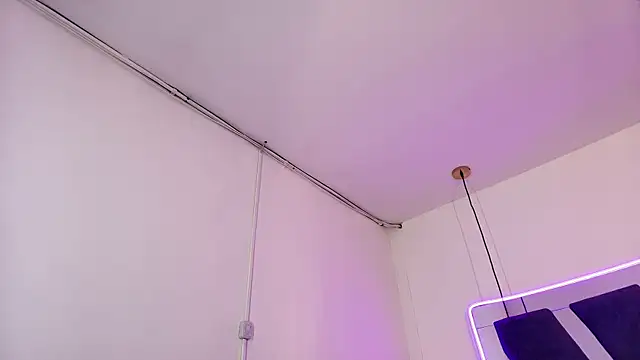 scarlett turner  online show from April 2026 01:06:02 PM