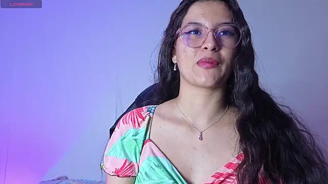 babylexi18 online show from April 2026 07:42:01 PM