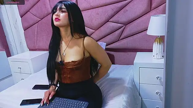 Snapshot of alexa_muz chatting on April 2026 11:49:01 AM alexa muz online show from April 2026 11:49:01 AM