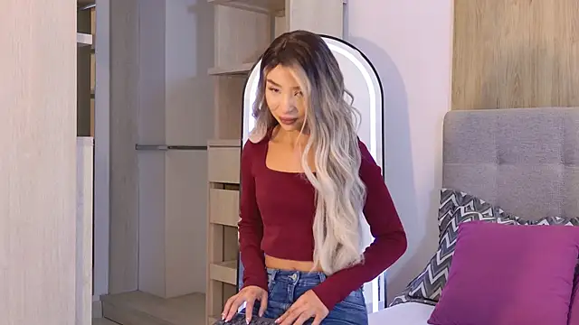 Sandy Becker online show from April 2026 11:29:02 AM