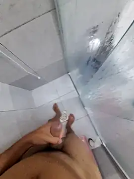 Anonimo-misterioso online show from April 2026 12:00:02 AM