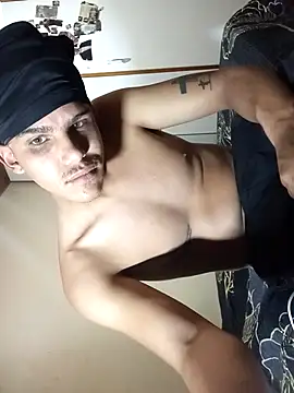 Snapshot of daddys_home69 chatting on April 2026 07:47:01 PM daddys home69 online show from April 2026 07:47:01 PM