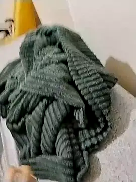 Snapshot of y2561 chatting on April 2026 12:50:01 PM y2561 online show from April 2026 12:50:01 PM