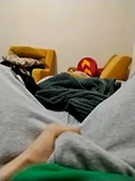 Snapshot of y2561 chatting on April 2026 11:58:01 PM y2561 online show from April 2026 11:58:01 PM