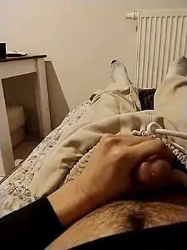 Snapshot of y2561 chatting on April 2026 08:47:01 PM y2561 online show from April 2026 08:47:01 PM