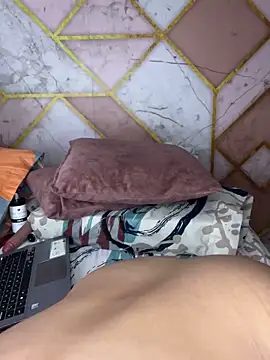 Snapshot of Sami__Yasufdirty chatting on April 2026 07:03:02 PM Sami Yasufdirty online show from April 2026 07:03:02 PM