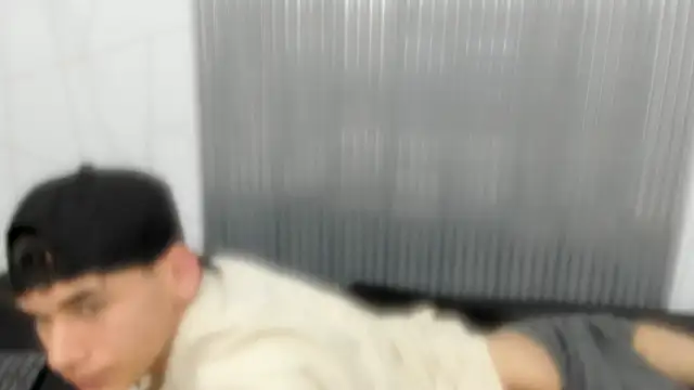 Snapshot of Kitsune_44 chatting on April 2026 07:00:01 PM Kitsune 44 online show from April 2026 07:00:01 PM