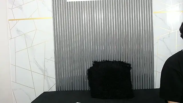 Snapshot of Kitsune_44 chatting on April 2026 07:07:01 PM Kitsune 44 online show from April 2026 07:07:01 PM