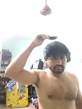 varun2184 online show from April 2026 05:32:02 PM