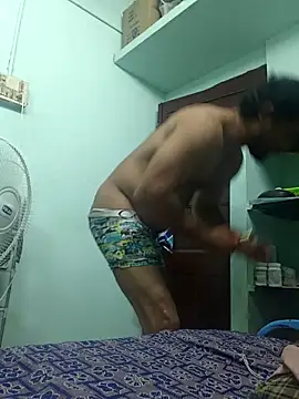 varun2184 online show from April 2026 05:51:01 PM