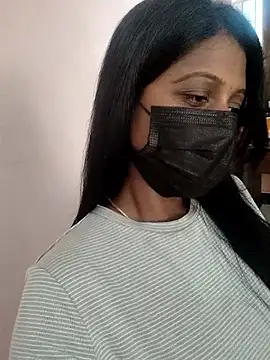 Snapshot of Tamil_Hot_Thara chatting on April 2026 10:42:01 AM Tamil Hot Thara online show from April 2026 10:42:01 AM