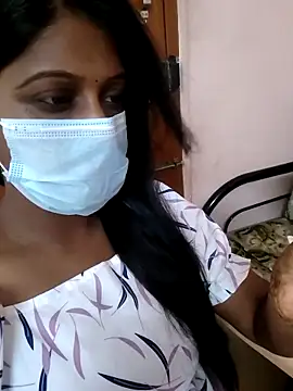 Snapshot of Tamil_Hot_Thara chatting on May 2026 03:04:02 AM Tamil Hot Thara online show from May 2026 03:04:02 AM