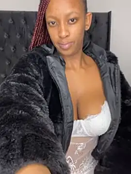 Snapshot of Teddy-22 chatting on May 2026 10:49:02 PM Teddy-22 online show from May 2026 10:49:02 PM