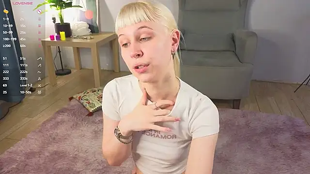 Snapshot of call_me_heaven chatting on March 2026 03:24:01 PM call me heaven online show from March 2026 03:24:01 PM