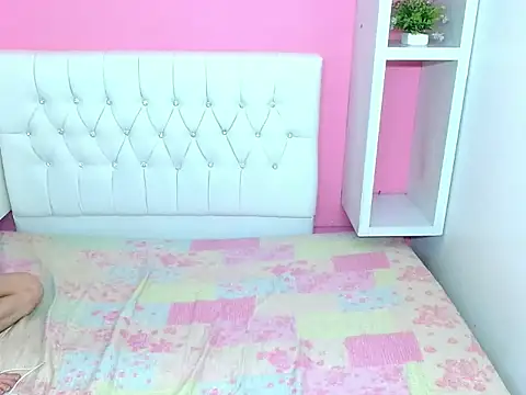 Snapshot of 23alana chatting on April 2026 03:29:02 AM 23alana online show from April 2026 03:29:02 AM