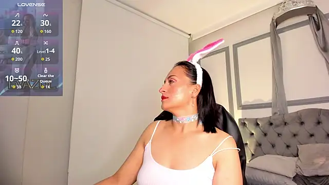 Snapshot of evazul chatting on April 2026 05:45:02 AM evazul online show from April 2026 05:45:02 AM