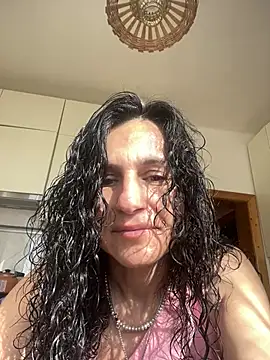 Snapshot of StellaMia263 chatting on May 2026 06:11:02 AM StellaMia263 online show from May 2026 06:11:02 AM