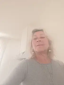 Snapshot of Anabel-456 chatting on April 2026 09:28:02 AM Anabel-456 online show from April 2026 09:28:02 AM