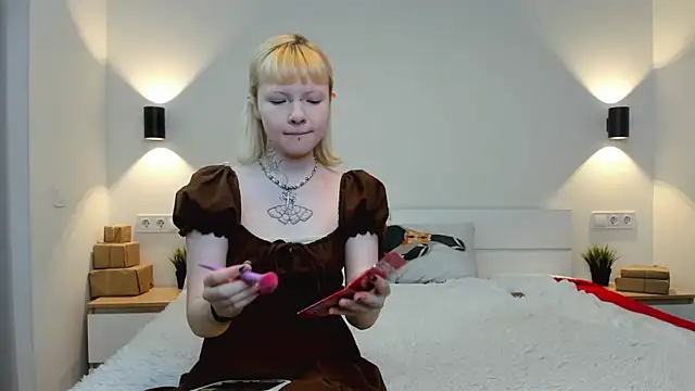 EIanorPuglia online show from April 2026 04:56:01 AM