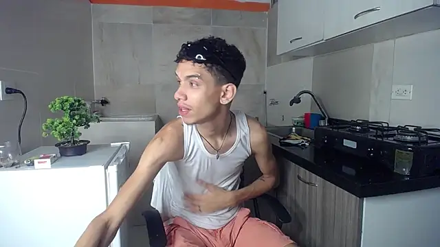 Snapshot of Zamaelprime_ chatting on April 2026 06:36:01 AM Zamaelprime online show from April 2026 06:36:01 AM