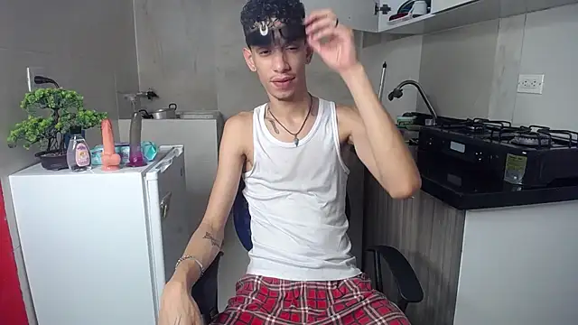 Snapshot of Zamaelprime_ chatting on April 2026 05:27:02 AM Zamaelprime online show from April 2026 05:27:02 AM