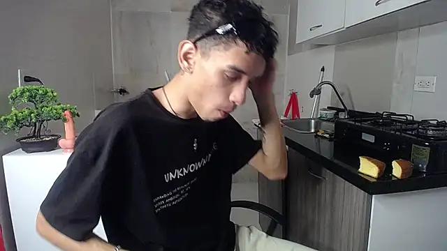 Snapshot of Zamaelprime_ chatting on April 2026 04:54:01 AM Zamaelprime online show from April 2026 04:54:01 AM