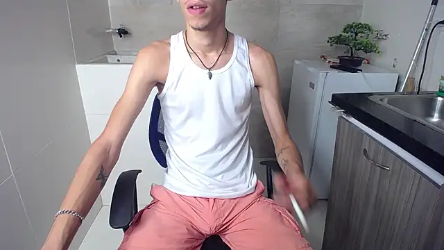 Snapshot of Zamaelprime_ chatting on April 2026 07:13:02 AM Zamaelprime online show from April 2026 07:13:02 AM