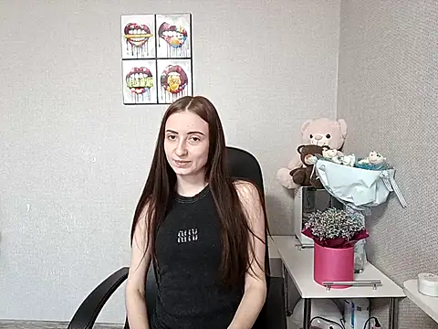 Linda Mur  online show from April 2026 05:38:01 AM