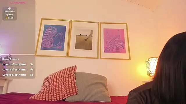 Aria rouse online show from April 2026 12:00:02 PM