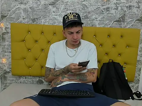 Snapshot of Max_sstteel chatting on April 2026 01:28:01 PM Max sstteel online show from April 2026 01:28:01 PM