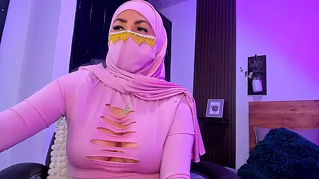 Nailea   online show from April 2026 02:33:02 AM