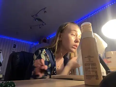 melissashineeee online show from April 2026 10:46:02 AM